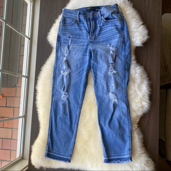 Hollister Collection High rise jeans size 3 w26 - Picture 4 of 7